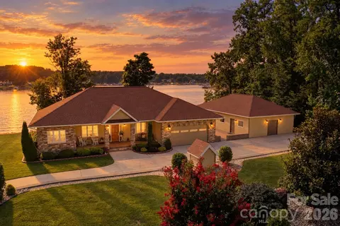 158 Cooley Rd, Mooresville, NC 28117