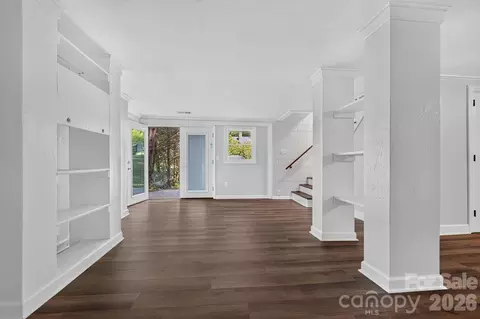 Living - 425 Roberts St, Salisbury, NC 28144 photo 5 of 5