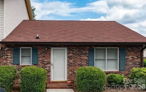 1330 5th Ne 106 St NE #106, Hickory, NC 28601