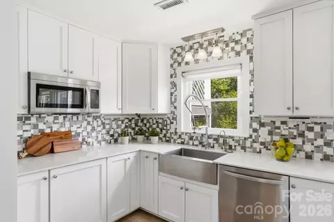 Kitchen - 3022 Point Clear Dr, Tega Cay, SC 29708 photo 2 of 2