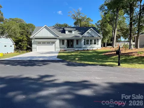 1848 Oak Harbor Sw Dr SW, Ocean Isle Beach, NC 28469