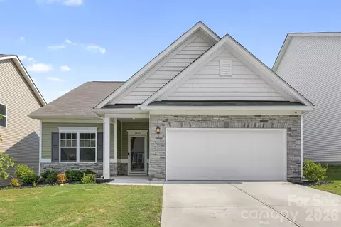 6043 Gala Ln, Charlotte, NC 28215