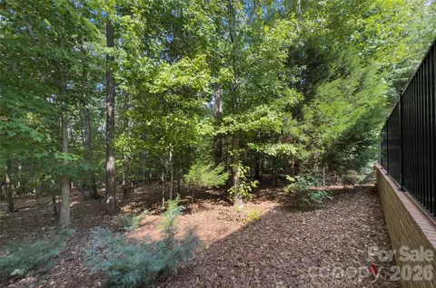 Exterior - 2561 Lower Assembly Dr, Fort Mill, SC 29708 photo 8 of 13