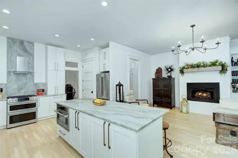 Kitchen - 2561 Lower Assembly Dr, Fort Mill, SC 29708 photo 1 of 5