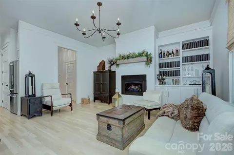 Living - 2561 Lower Assembly Dr, Fort Mill, SC 29708 photo 2 of 3