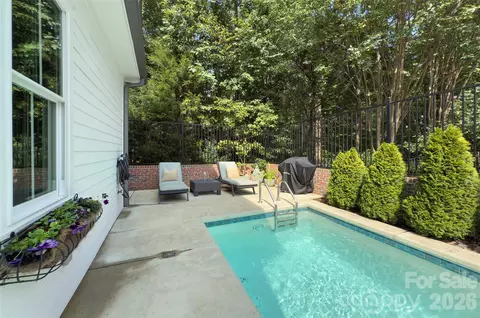 Exterior - 2561 Lower Assembly Dr, Fort Mill, SC 29708 photo 5 of 13