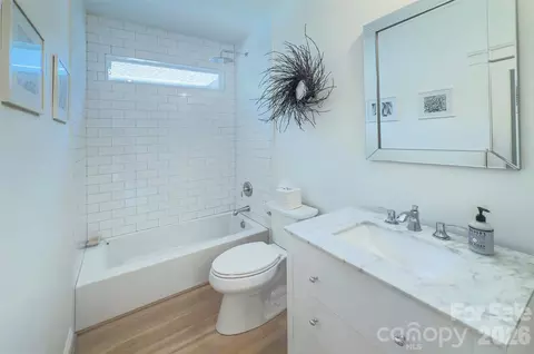 Bath - 2561 Lower Assembly Dr, Fort Mill, SC 29708 photo 3 of 4