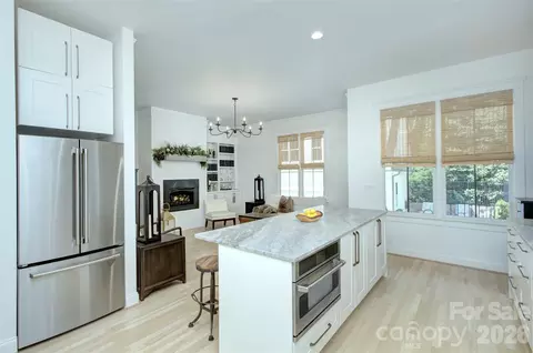 Kitchen - 2561 Lower Assembly Dr, Fort Mill, SC 29708 photo 5 of 5