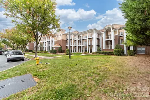 Other - 18619 Harborside Dr, Cornelius, NC 28031 photo 8 of 13