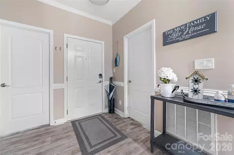 Entry Way - 18619 Harborside Dr, Cornelius, NC 28031 photo 1 of 2