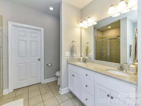Bath - 5224 Sustar Dr, Monroe, NC 28110 photo 2 of 5
