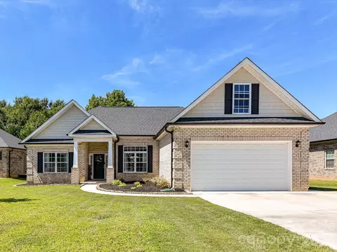 Exterior - 5224 Sustar Dr, Monroe, NC 28110 photo 4 of 10