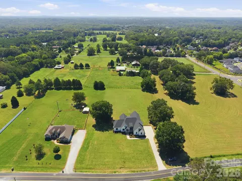 View/Area - 720 Trexler Loop, Salisbury, NC 28144 photo 2 of 5