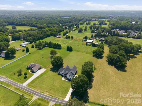 View/Area - 720 Trexler Loop, Salisbury, NC 28144 photo 3 of 5