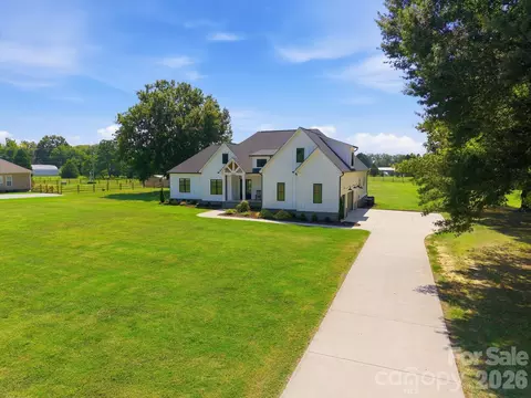 Exterior - 720 Trexler Loop, Salisbury, NC 28144 photo 4 of 13