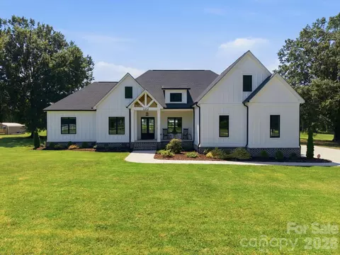 Exterior - 720 Trexler Loop, Salisbury, NC 28144 photo 5 of 13
