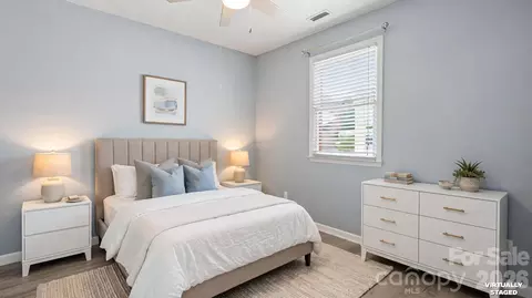 Bedroom - 19942 Oak Leaf Cir, Cornelius, NC 28031 photo 1 of 1
