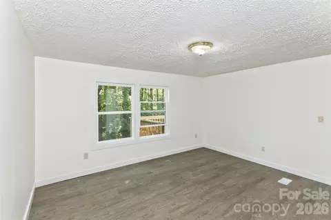 Living - 13 Cattail Dr, Sylva, NC 28779 photo 8 of 8