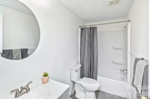 Bath - 13 Cattail Dr, Sylva, NC 28779 photo 2 of 2
