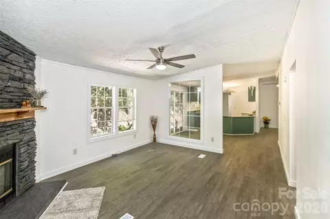 Living - 13 Cattail Dr, Sylva, NC 28779 photo 7 of 8