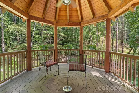 Exterior - 982 Jakes Mountain Rd, Deep Gap, NC 28618 photo 4 of 10