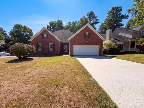 331 Market Hall Pl, Rock Hill, SC 29732