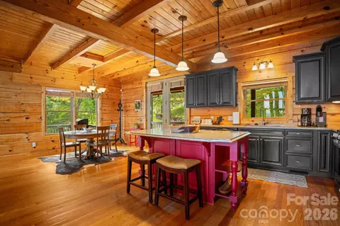 Kitchen - 372 Broken Arrow Trl, Boone, NC 28607 photo 1 of 4