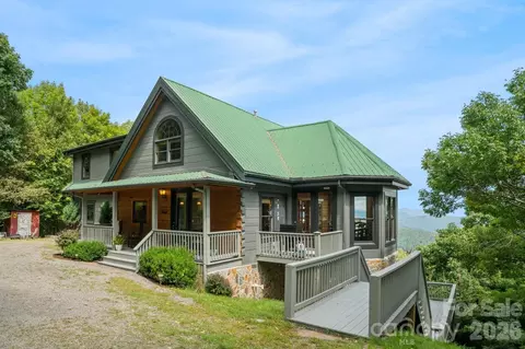 Exterior - 372 Broken Arrow Trl, Boone, NC 28607 photo 2 of 11