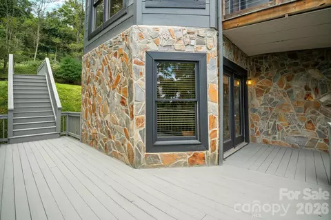 Exterior - 372 Broken Arrow Trl, Boone, NC 28607 photo 10 of 11