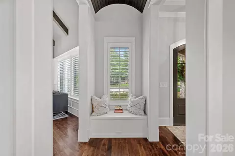 Entry Way - 15310 E Rock Ct, Davidson, NC 28036 photo 2 of 5