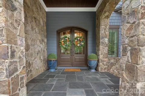 Exterior - 15310 E Rock Ct, Davidson, NC 28036 photo 2 of 11