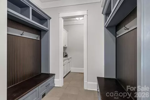 Entry Way - 15310 E Rock Ct, Davidson, NC 28036 photo 4 of 5