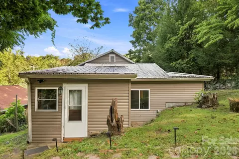 Exterior - 65 King St, Asheville, NC 28804 photo 6 of 7