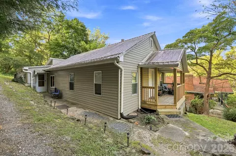 Exterior - 65 King St, Asheville, NC 28804 photo 4 of 7