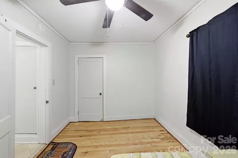Bedroom - 65 King St, Asheville, NC 28804 photo 3 of 4