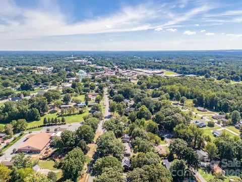 View/Area - 419 1st N Ave N, Conover, NC 28613 photo 3 of 5