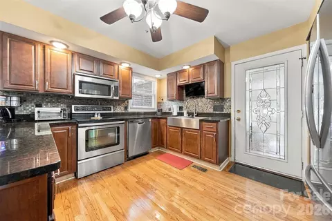 Kitchen - 4131 Wandering Ne Ln NE, Hickory, NC 28601 photo 1 of 3