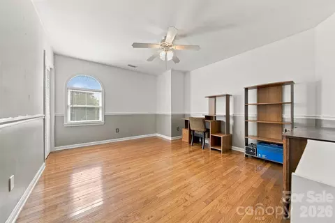 Bedroom - 4131 Wandering Ne Ln NE, Hickory, NC 28601 photo 4 of 4