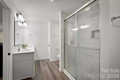 Bath - 3034 Heffner Pl, Hudson, NC 28638 photo 5 of 5