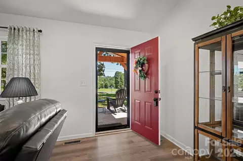 Entry Way - 3034 Heffner Pl, Hudson, NC 28638 photo 1 of 1