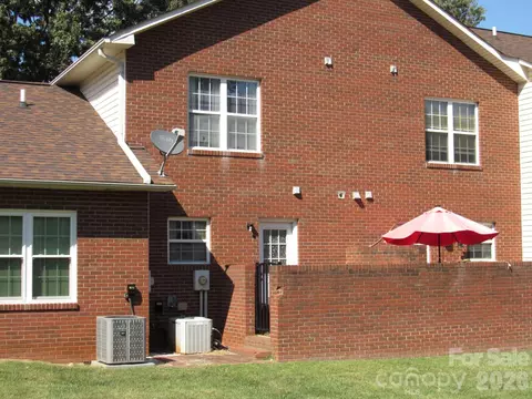 Other - 102 Brandywine Ne Z5 Dr NE #Z5, Conover, NC 28613 photo 3 of 4