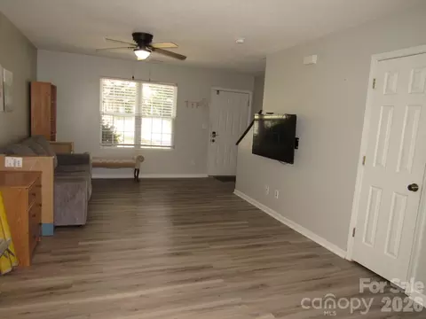 Living - 102 Brandywine Ne Z5 Dr NE #Z5, Conover, NC 28613 photo 6 of 6