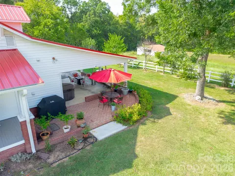 Exterior - 1186 Denton Rd, Denton, NC 27239 photo 11 of 11