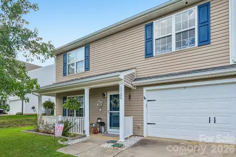 1128 Ametrine Ln, Dallas, NC 28034