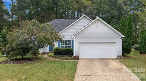 9123 Windknob Ct, Huntersville, NC 28078