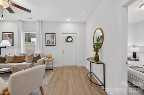 Entry Way - 106 9th St, Spencer, NC 28159 photo 1 of 2