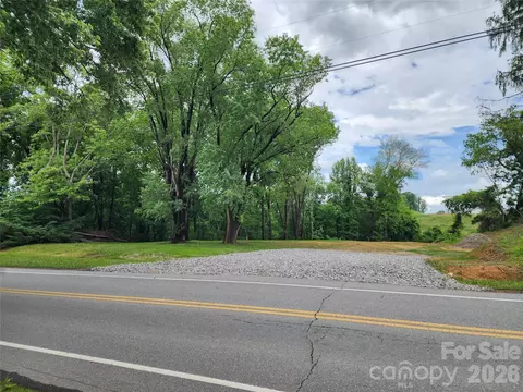68 S Bear Creek Rd, Asheville, NC 28806