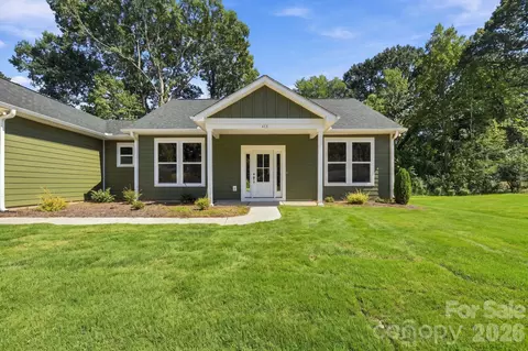 413 Dogwood 24 Ln #24, Statesville, NC 28625