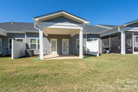 Exterior - 712 Hazel Way, Denver, NC 28037 photo 3 of 3