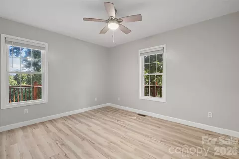 Bedroom - 111 Natures Trl, Clyde, NC 28721 photo 3 of 3